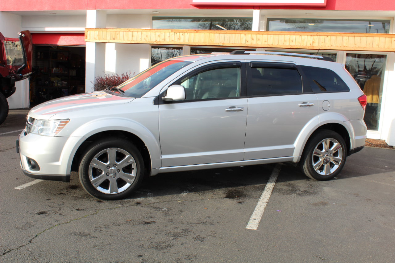 Dodge Journey AWD 4dr R/T 2011