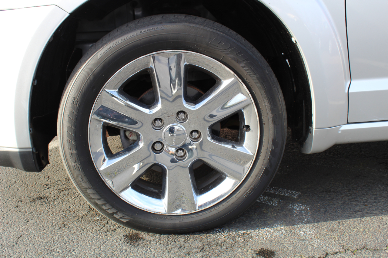 Dodge Journey AWD 4dr R/T 2011