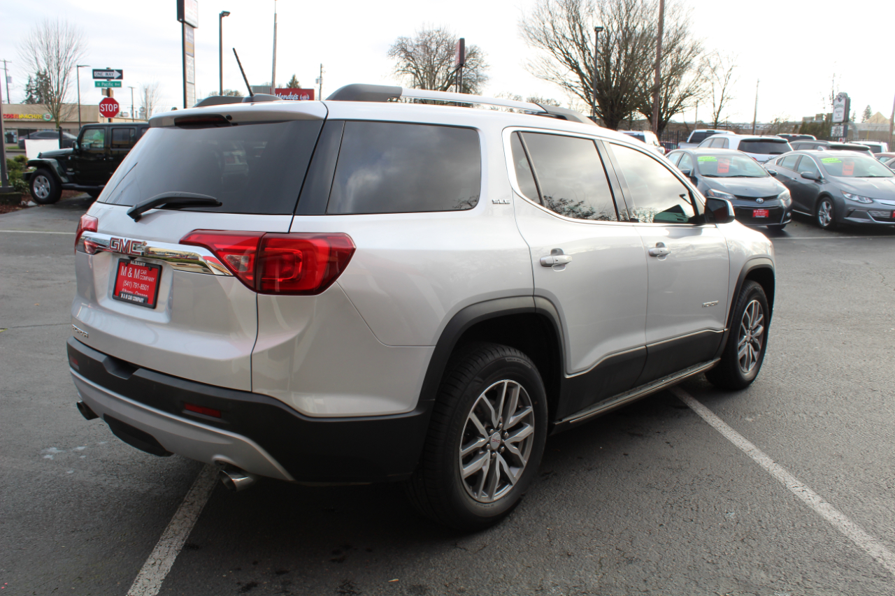 GMC Acadia FWD 4dr SLE w/SLE-2 2017