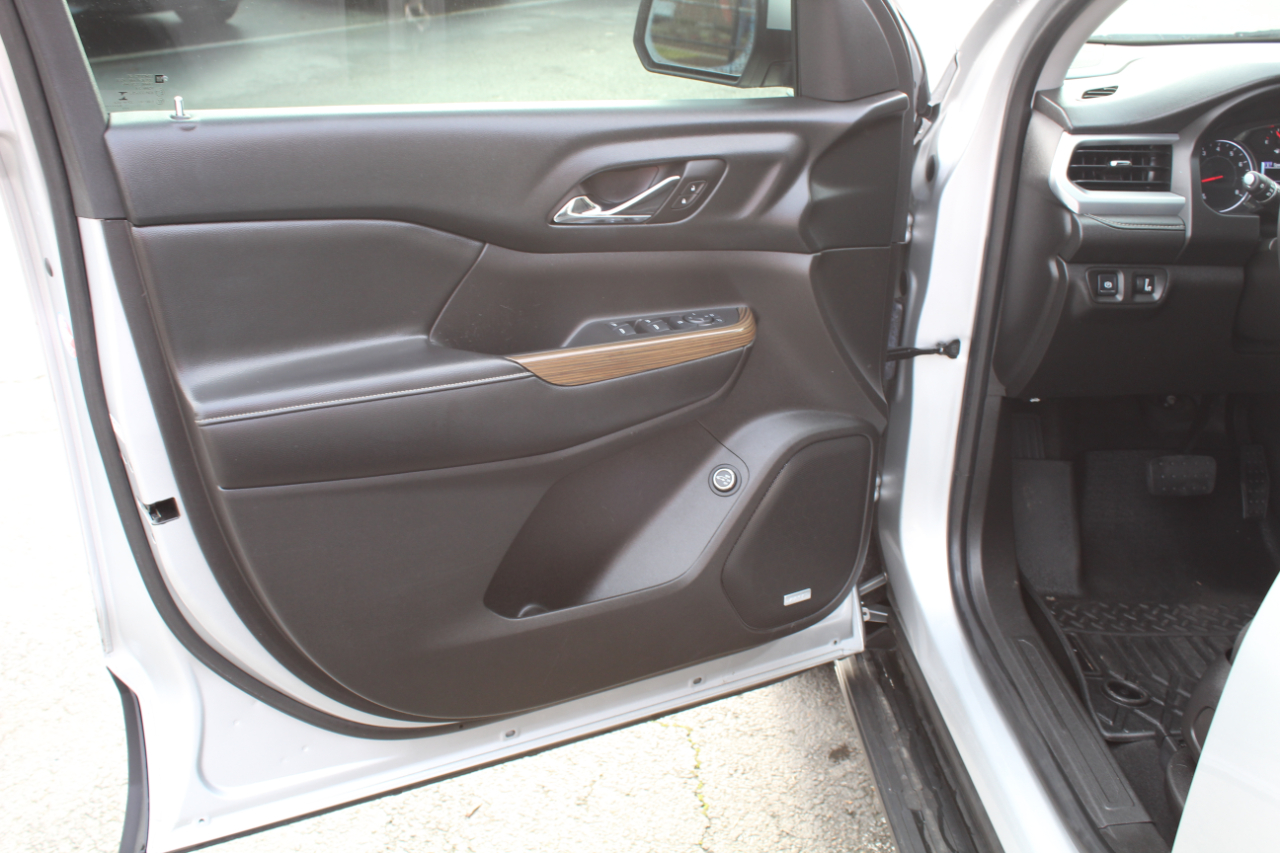 GMC Acadia FWD 4dr SLE w/SLE-2 2017