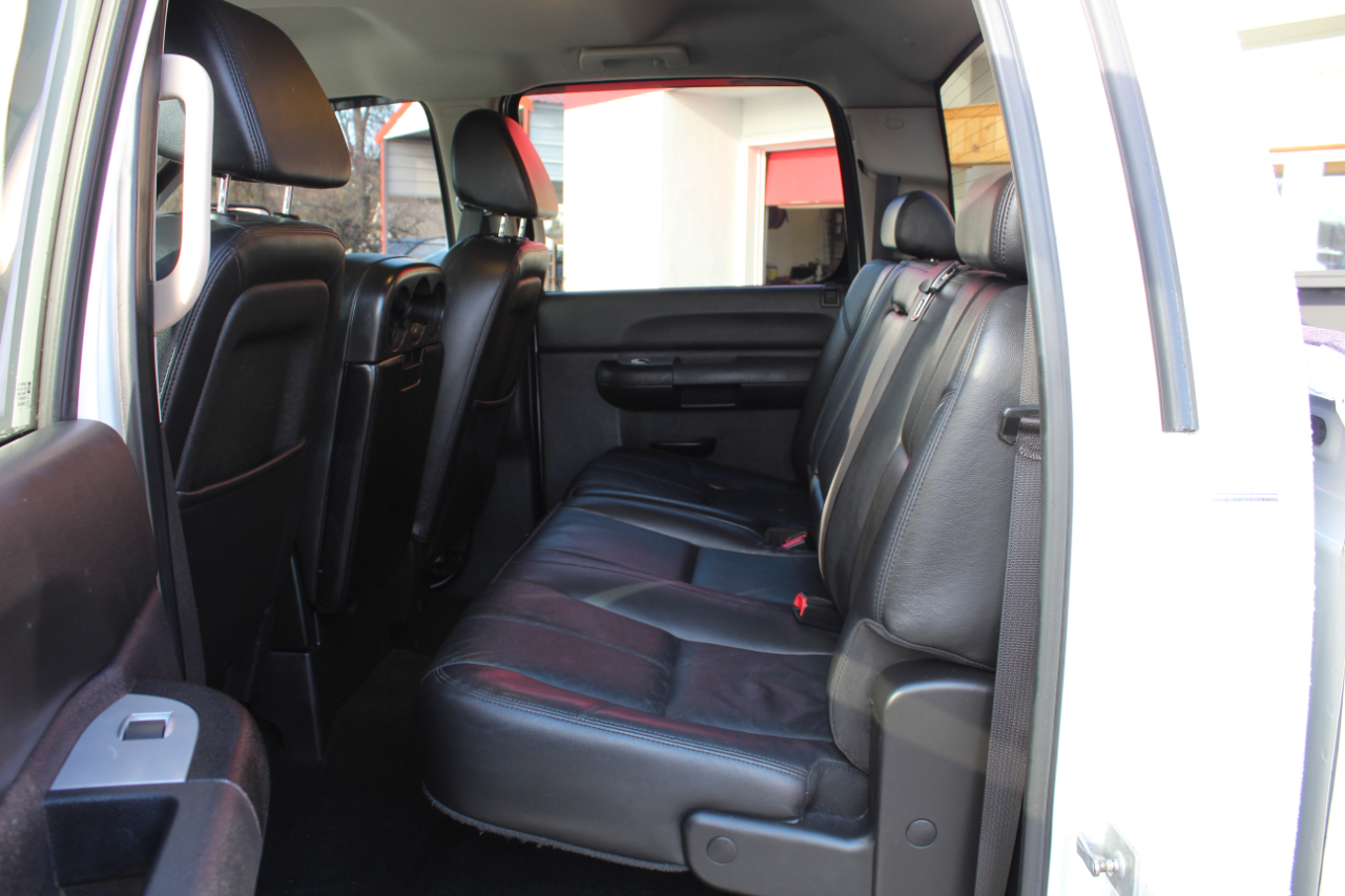 Chevrolet Silverado 2500HD 2WD Crew Cab 153" LT 2009