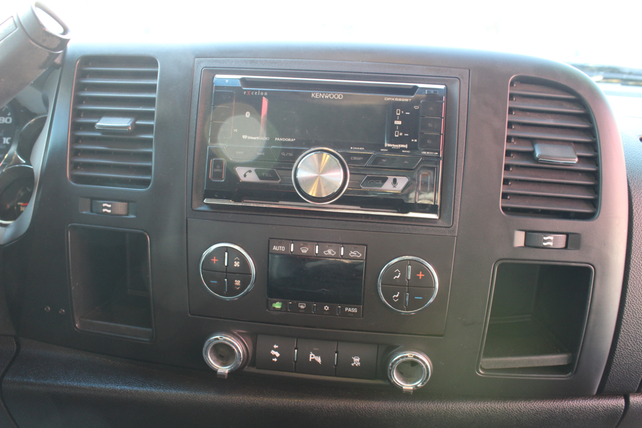 Chevrolet Silverado 2500HD 2WD Crew Cab 153" LT 2009