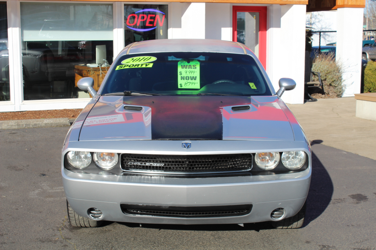 Dodge Challenger 2dr Cpe SE 2010