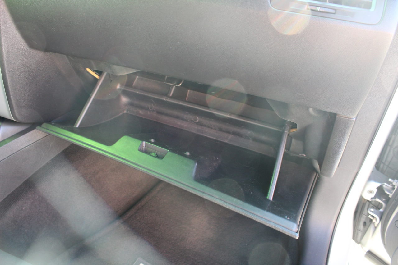 Dodge Challenger 2dr Cpe SE 2010