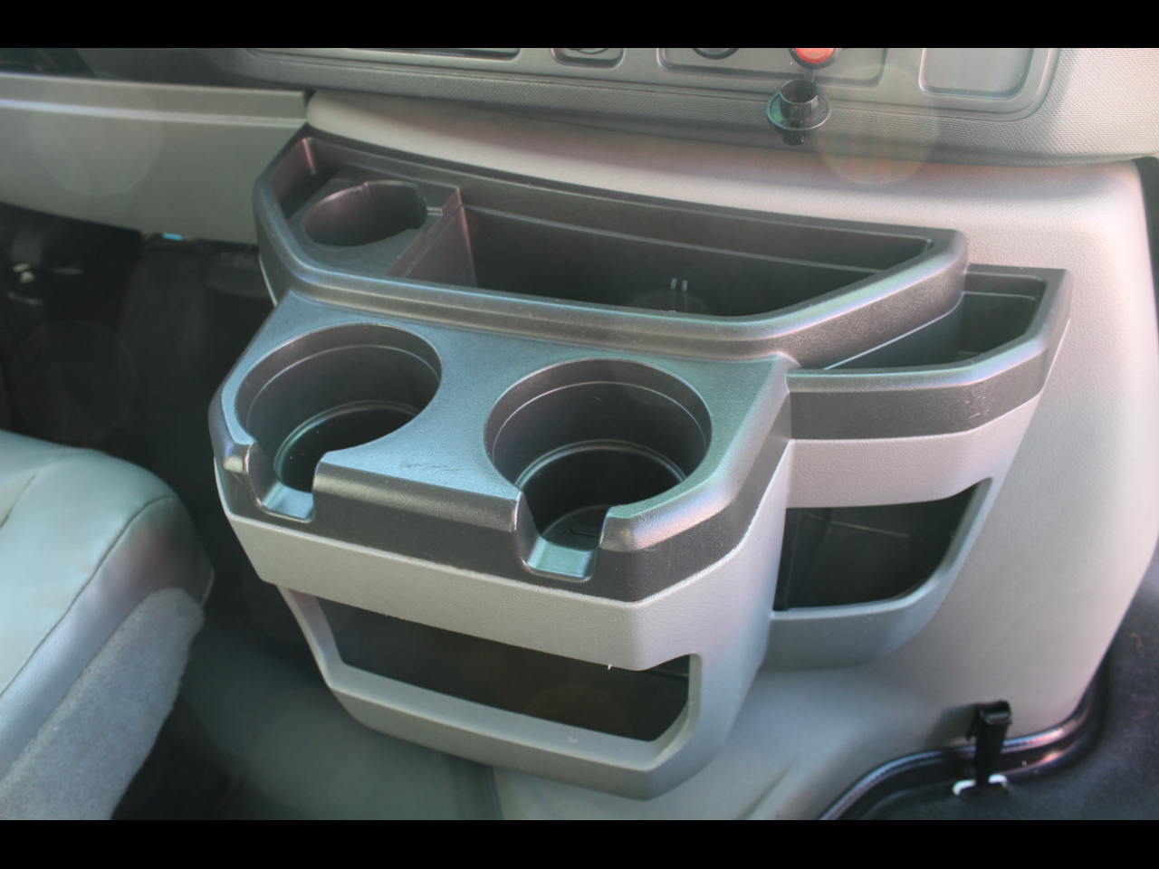 Ford Econoline Cargo Van E-250 Ext Recreational 2011