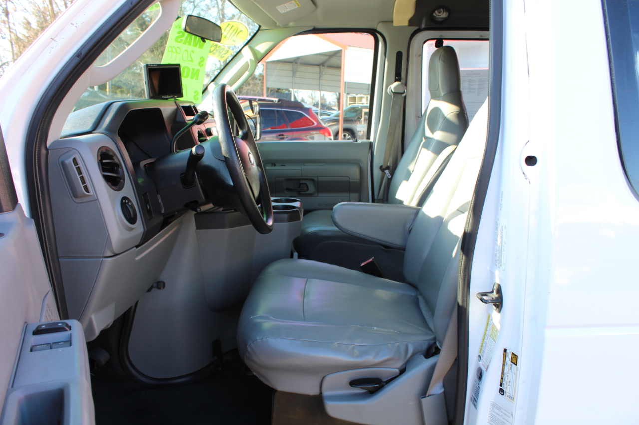 Ford Econoline Cargo Van E-250 Ext Recreational 2011