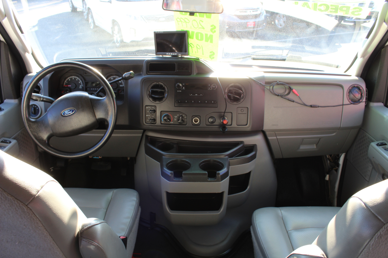 Ford Econoline Cargo Van E-250 Ext Recreational 2011
