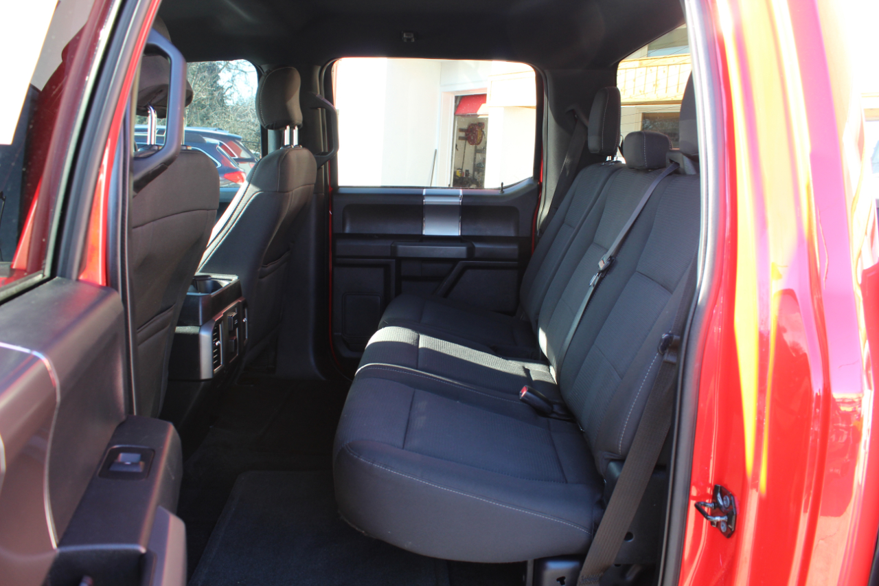 Ford F-150 4WD SuperCrew 145" XLT 2015