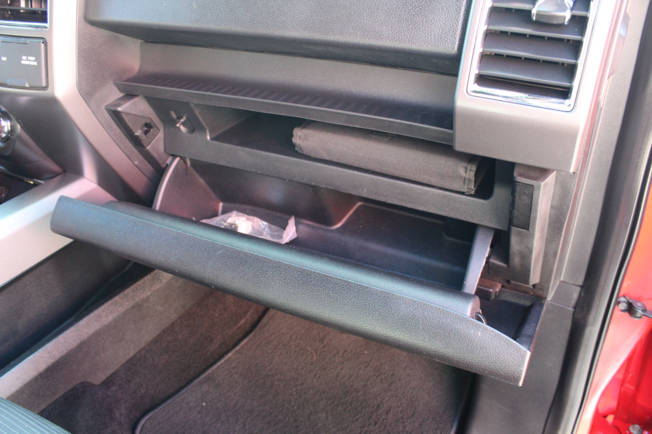 Ford F-150 4WD SuperCrew 145" XLT 2015