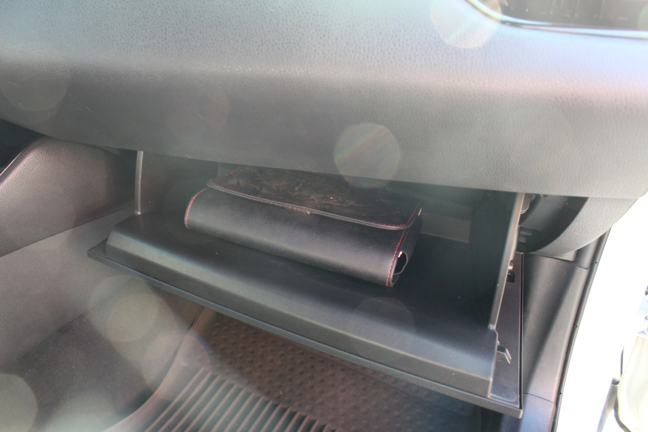 Toyota C-HR XLE FWD (Natl) 2019