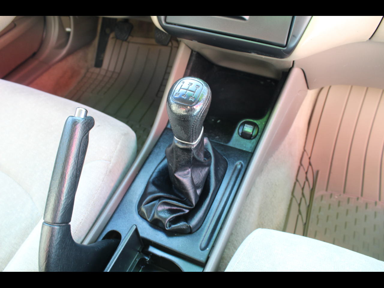 Honda Accord Sdn LX Manual 2001