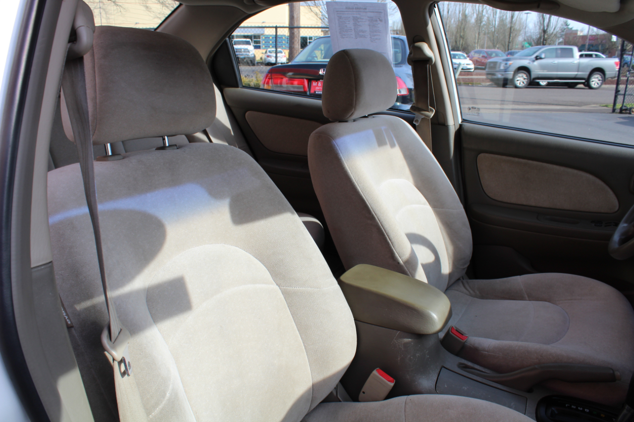 Hyundai Sonata 4dr Sdn 2.4L 2000