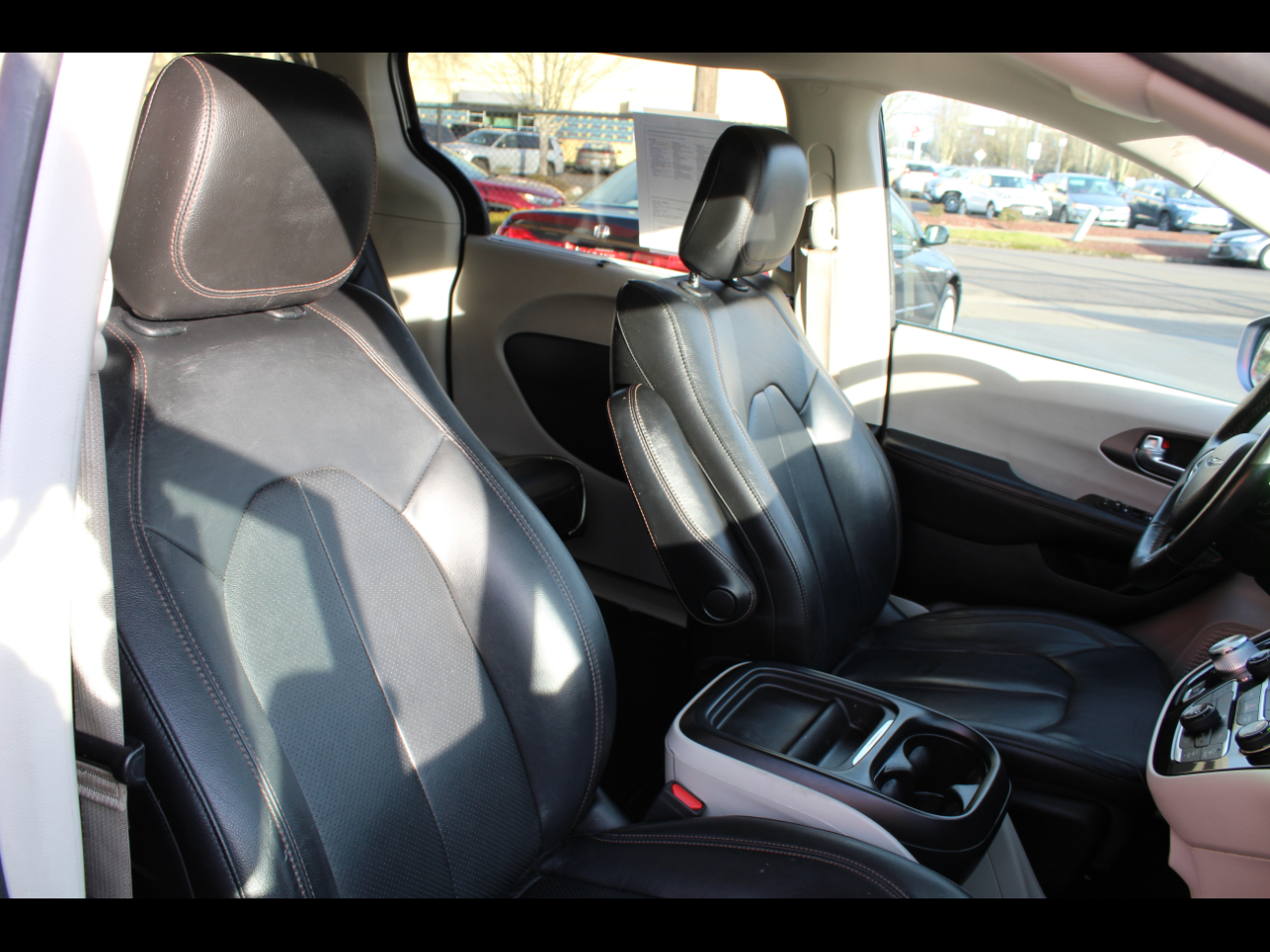 Chrysler Pacifica Touring L FWD 2020