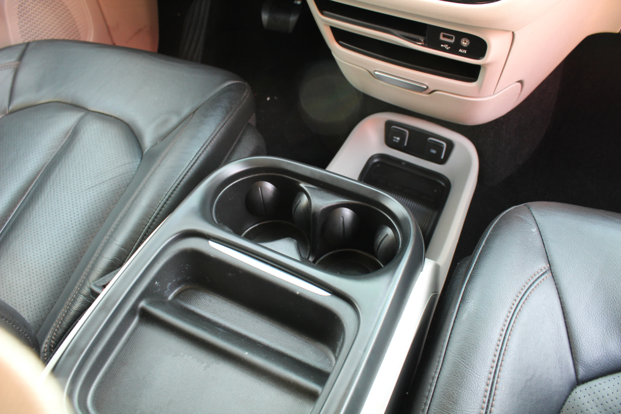 Chrysler Pacifica Touring L FWD 2020