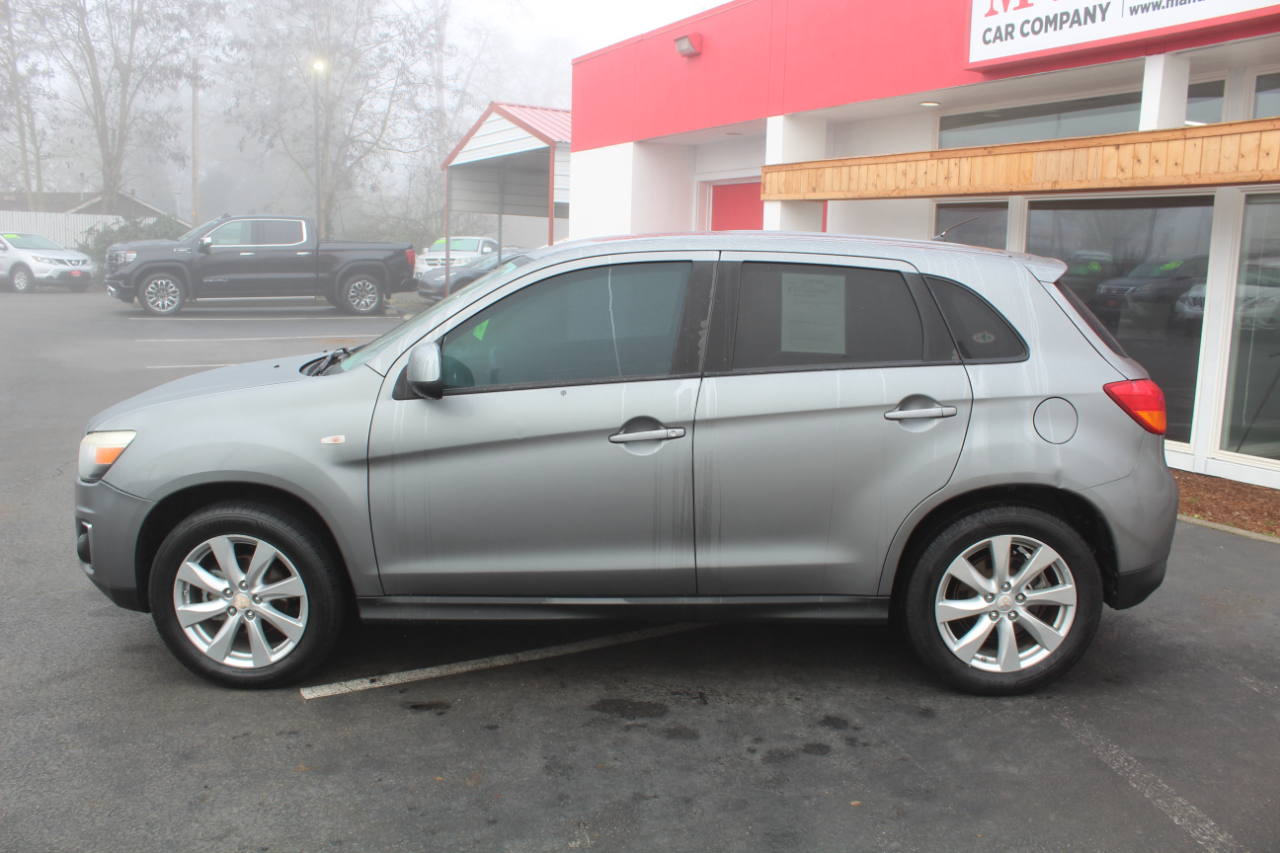 Mitsubishi Outlander Sport 2WD 4dr CVT ES 2015