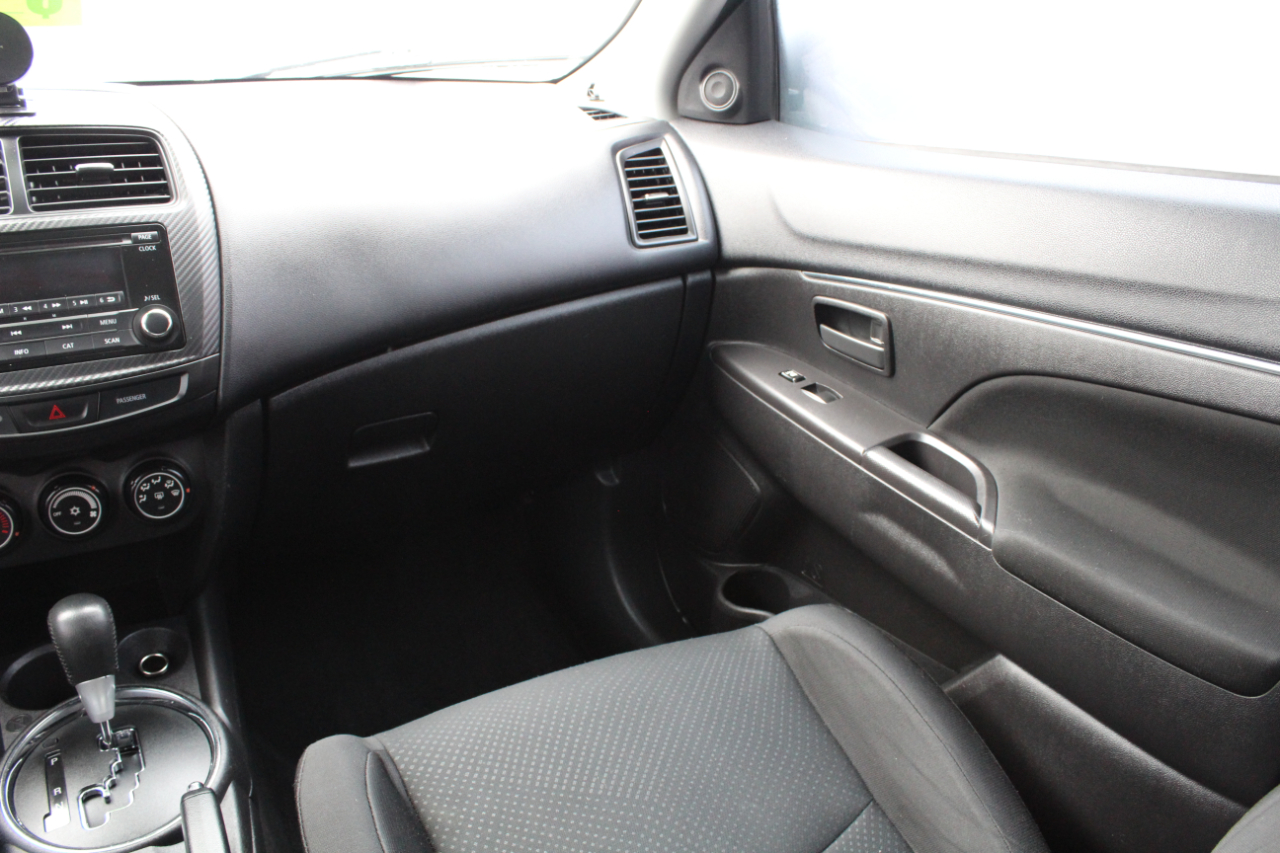 Mitsubishi Outlander Sport 2WD 4dr CVT ES 2015