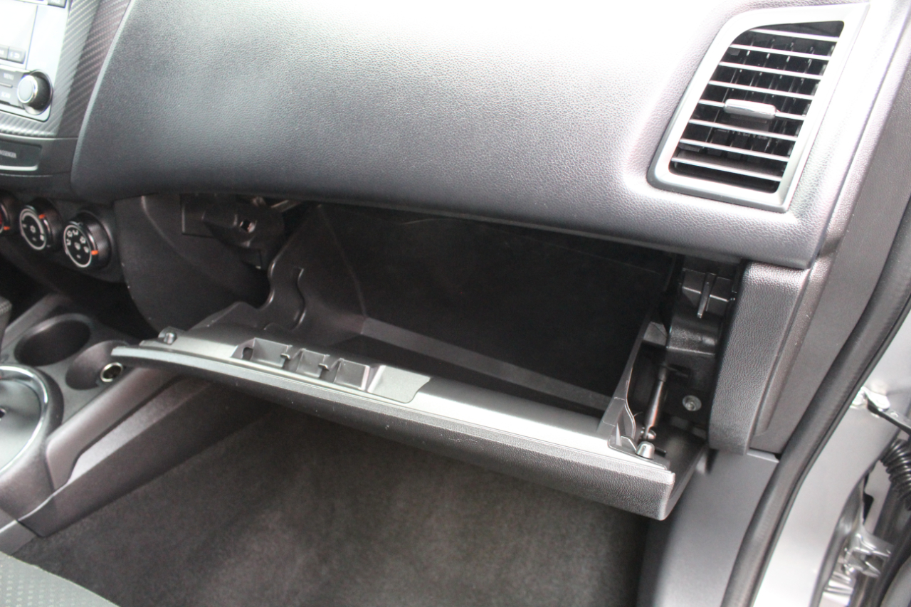 Mitsubishi Outlander Sport 2WD 4dr CVT ES 2015