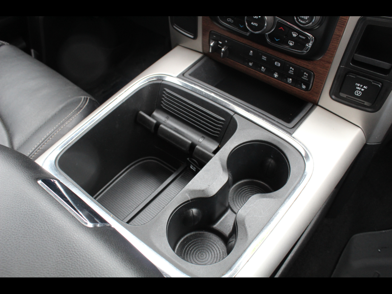 RAM 2500 4WD Crew Cab 149" Laramie 2016