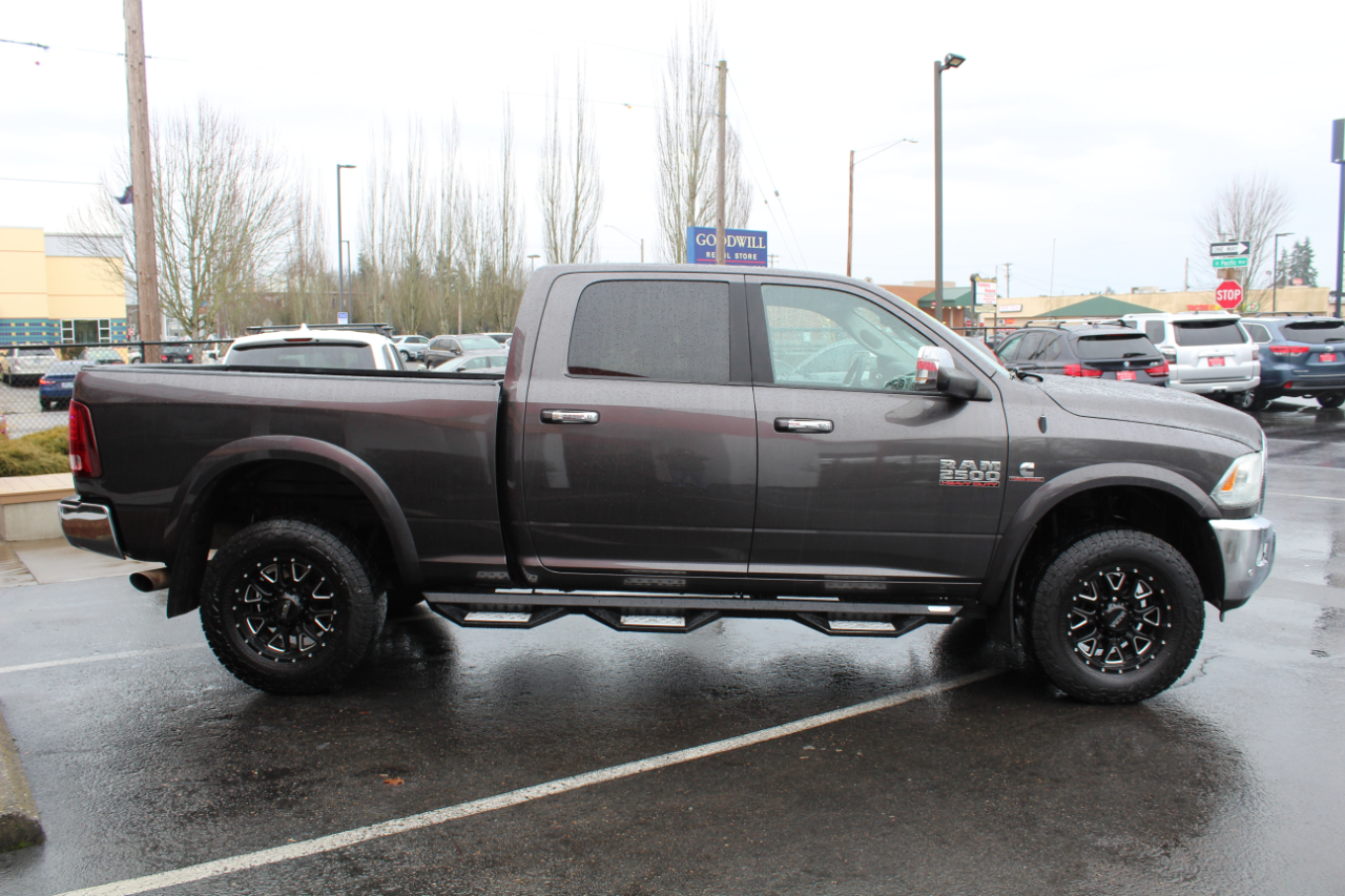RAM 2500 4WD Crew Cab 149" Laramie 2016