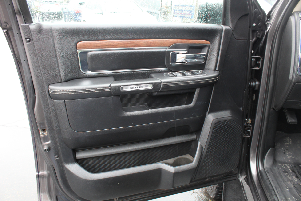 RAM 2500 4WD Crew Cab 149" Laramie 2016