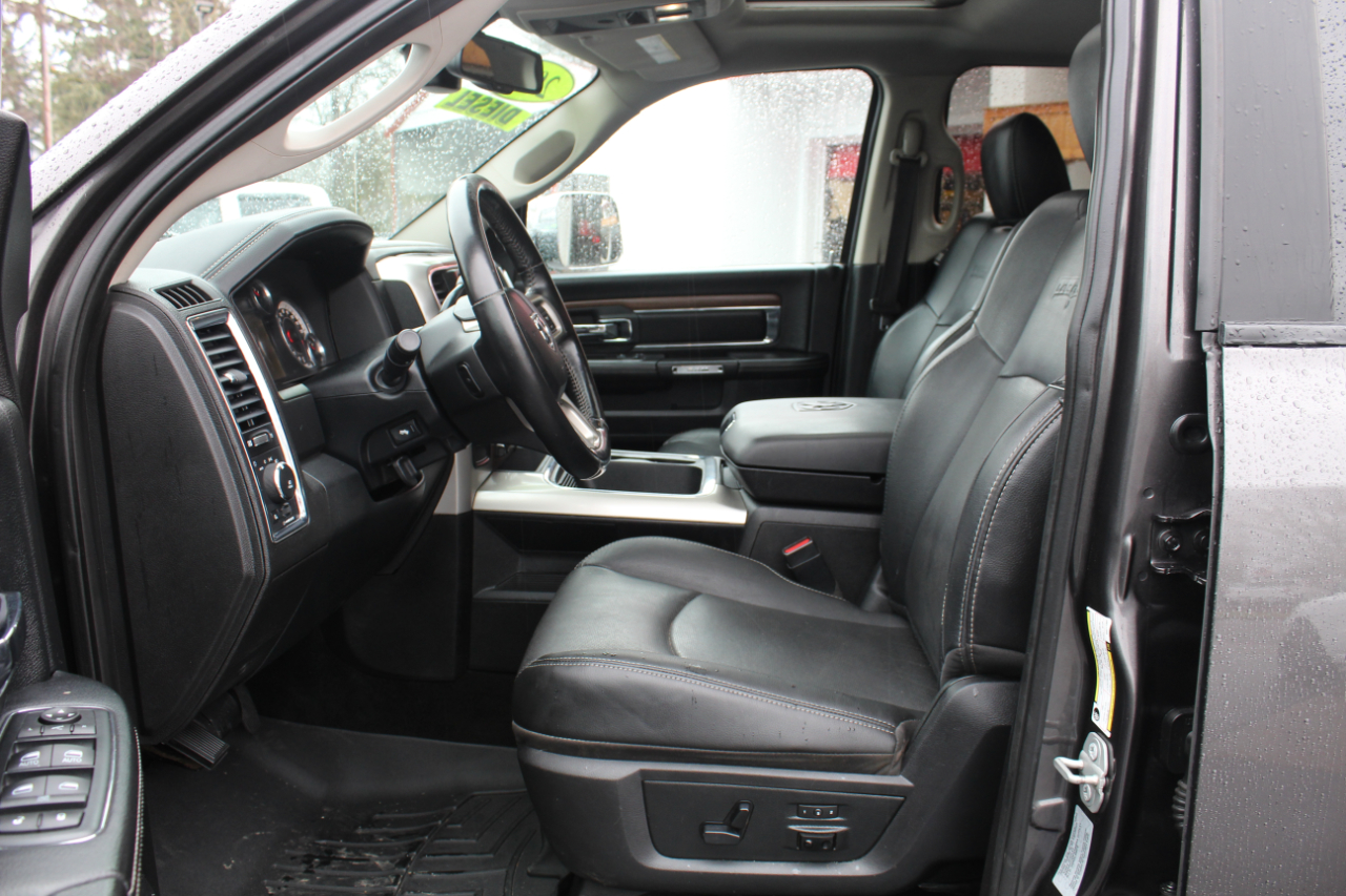 RAM 2500 4WD Crew Cab 149" Laramie 2016