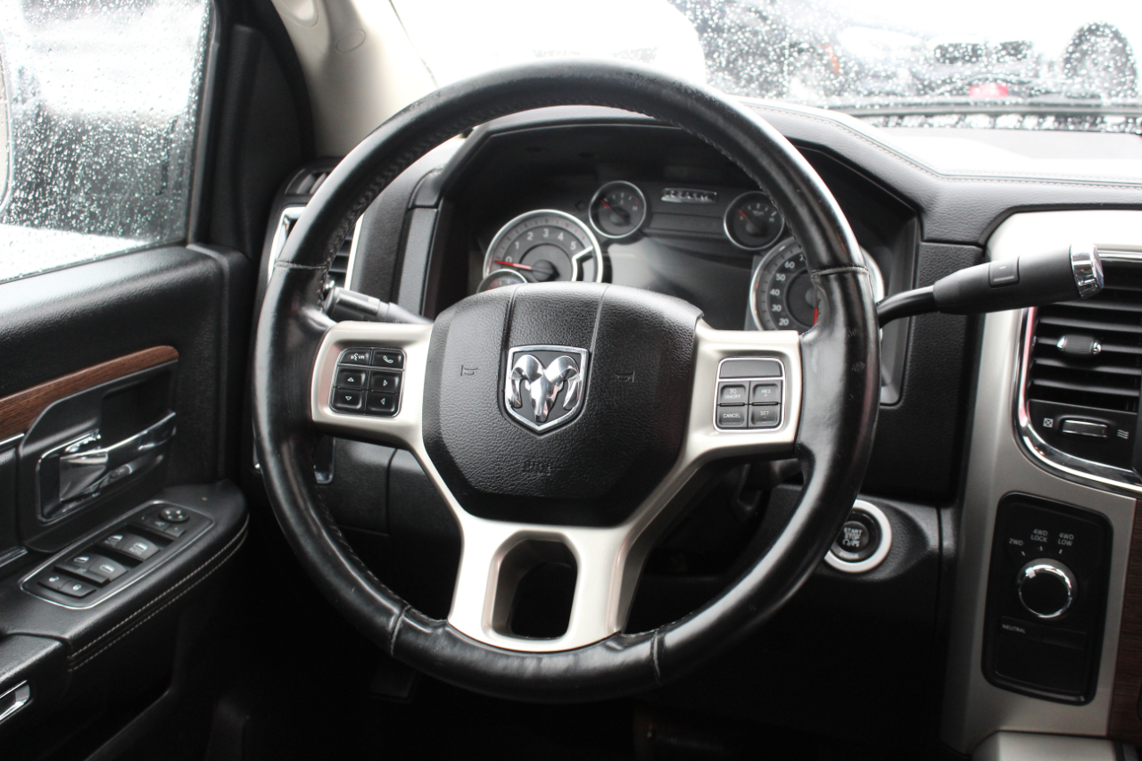 RAM 2500 4WD Crew Cab 149" Laramie 2016