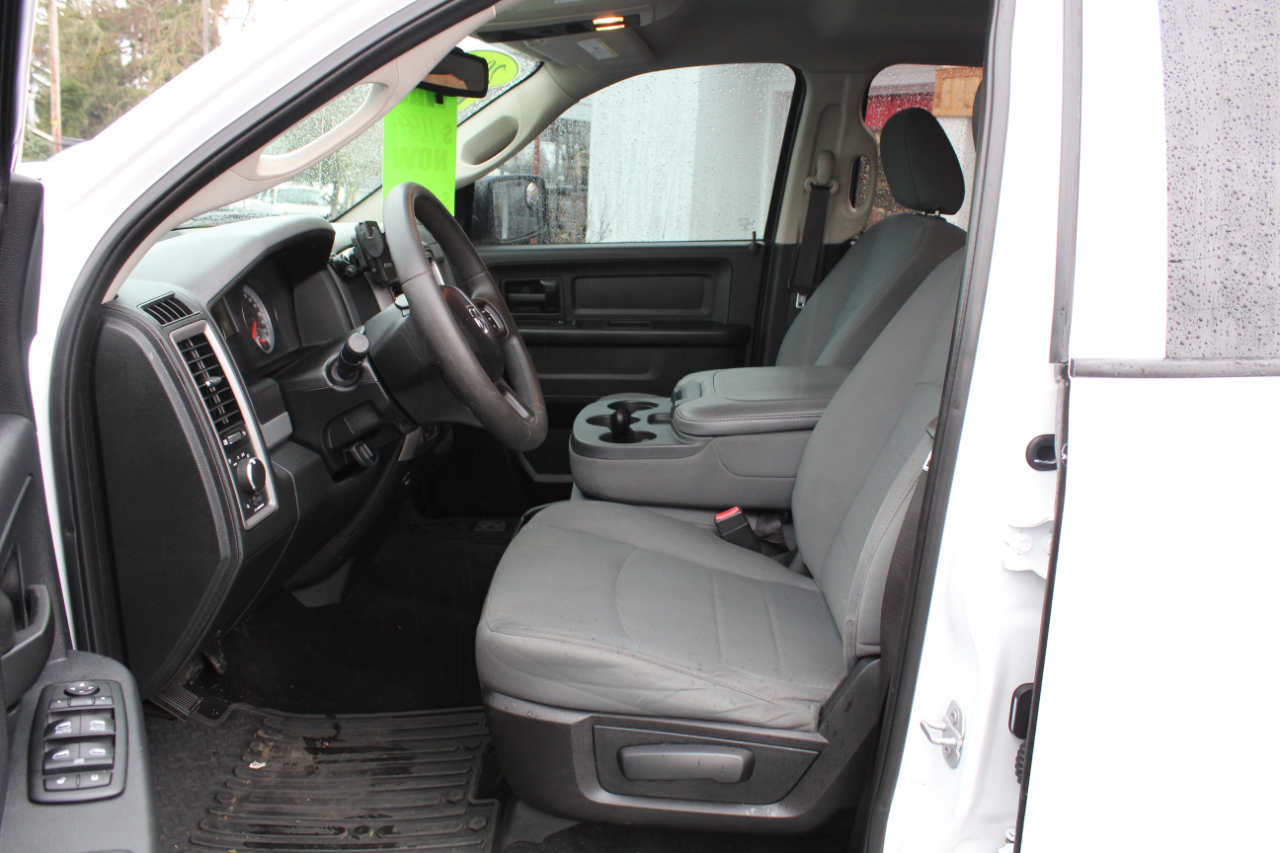 RAM 1500 4WD Crew Cab 149" Tradesman 2015