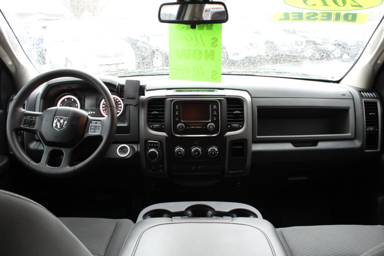 RAM 1500 4WD Crew Cab 149" Tradesman 2015