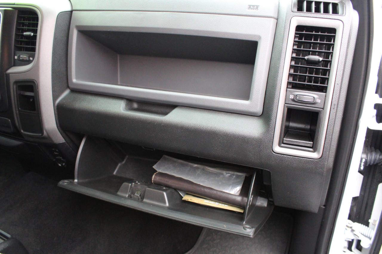 RAM 1500 4WD Crew Cab 149" Tradesman 2015