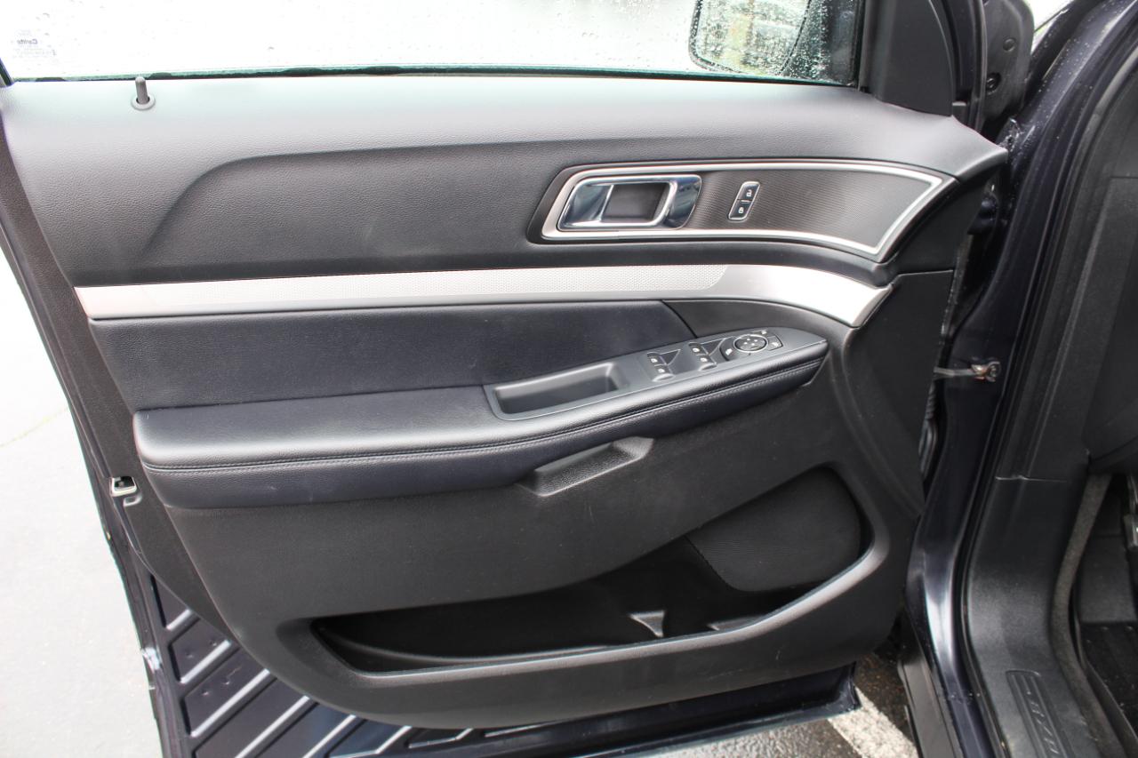 Ford Explorer XLT 4WD 2017