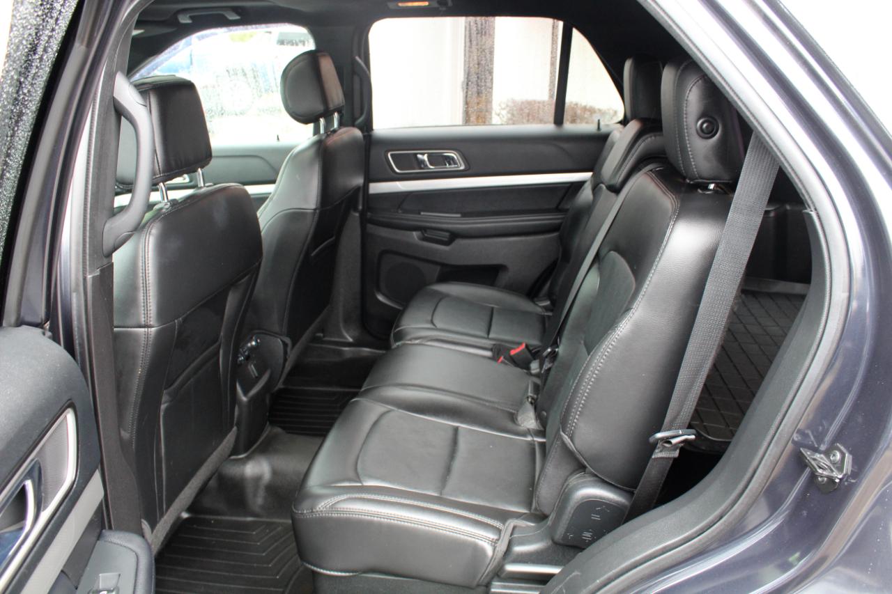 Ford Explorer XLT 4WD 2017