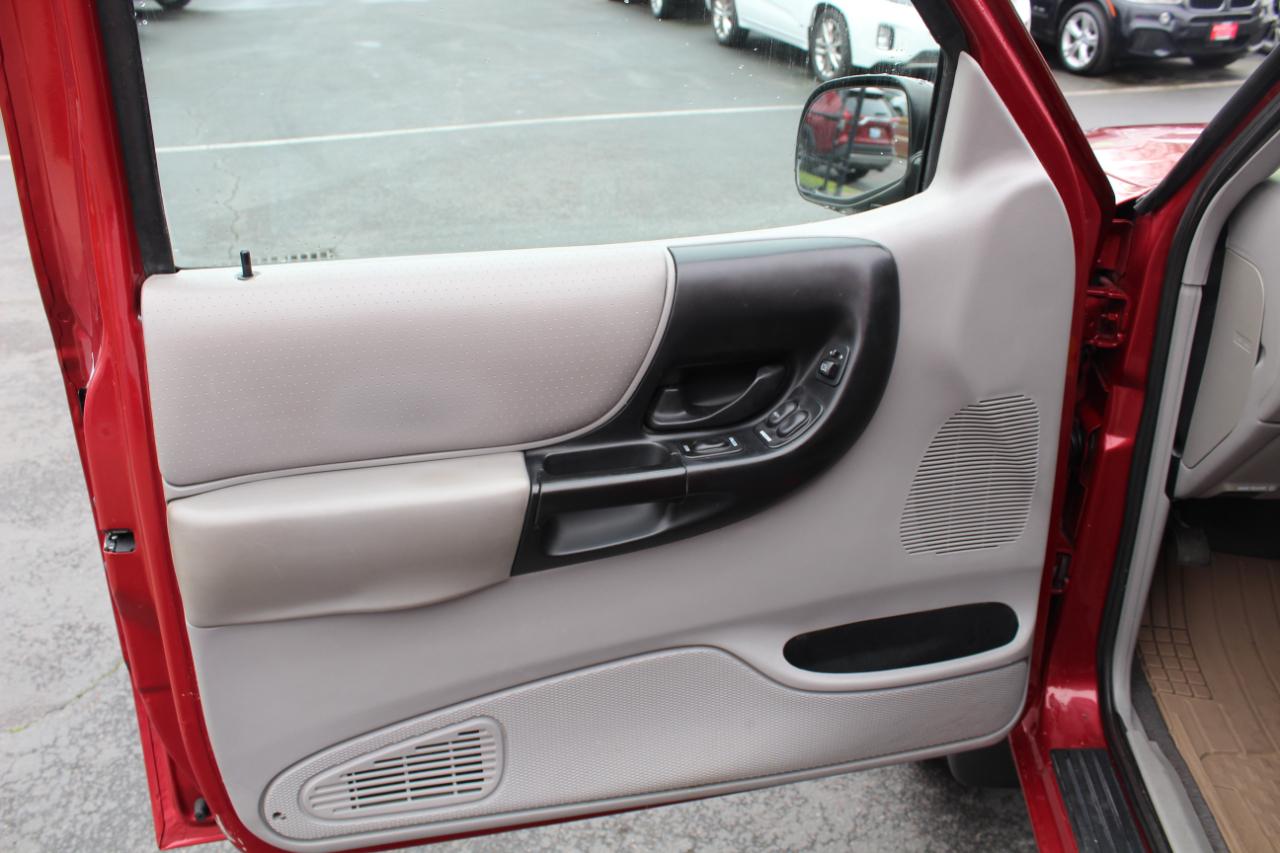 Ford Ranger Supercab 126" WB XLT 4WD 1999