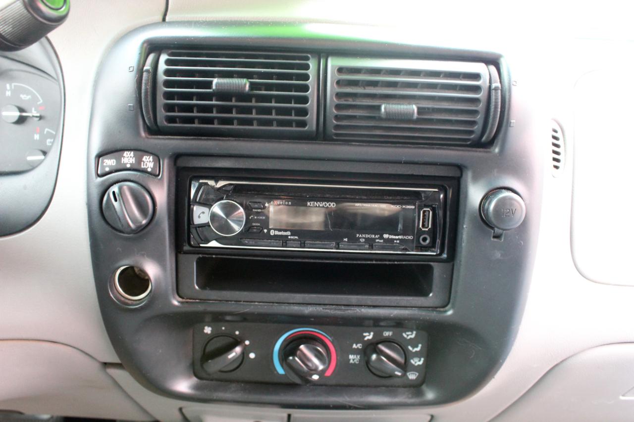 Ford Ranger Supercab 126" WB XLT 4WD 1999