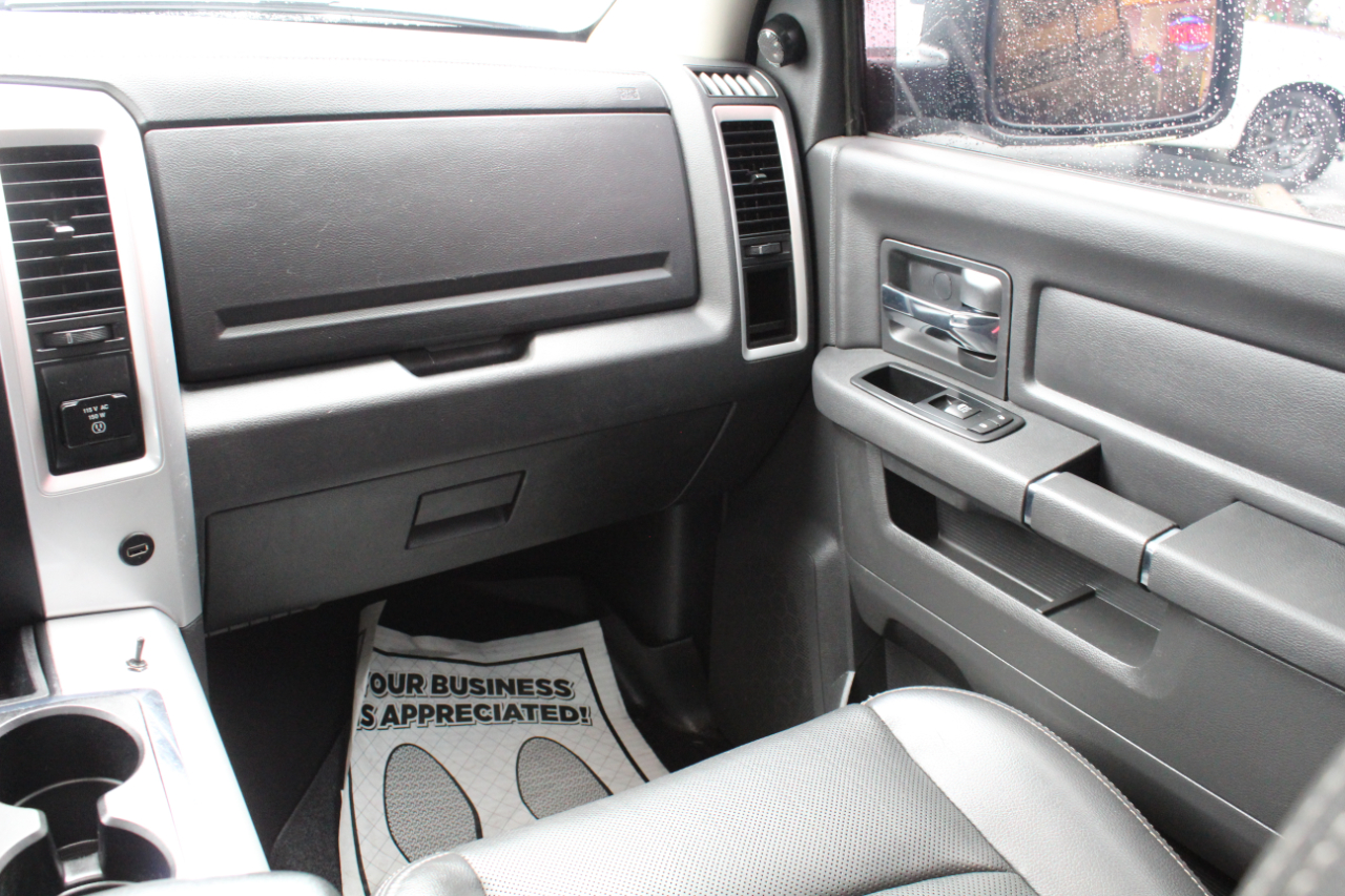 RAM 1500 4WD Quad Cab 140.5" Sport 2012