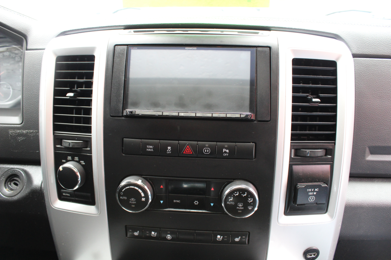 RAM 1500 4WD Quad Cab 140.5" Sport 2012