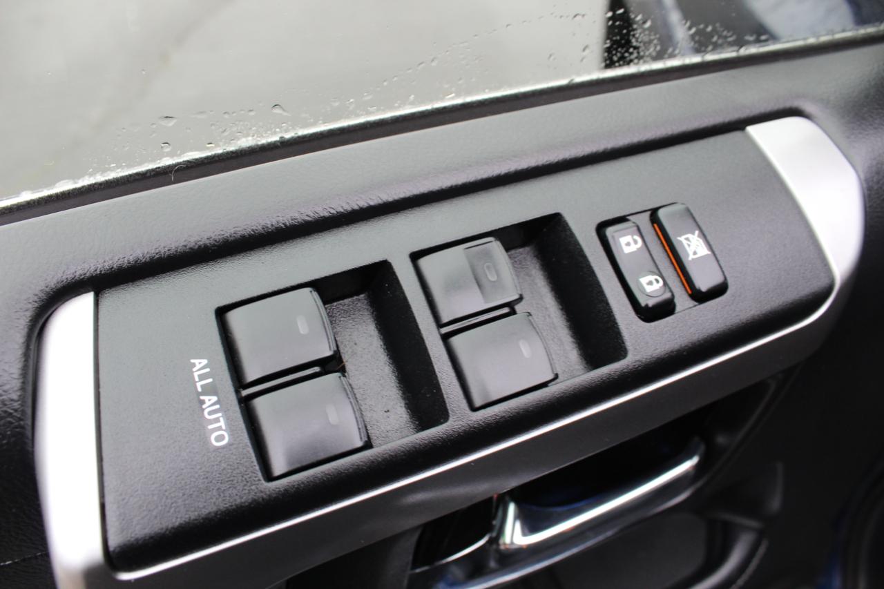 Toyota 4Runner Limited 4WD (Natl) 2018