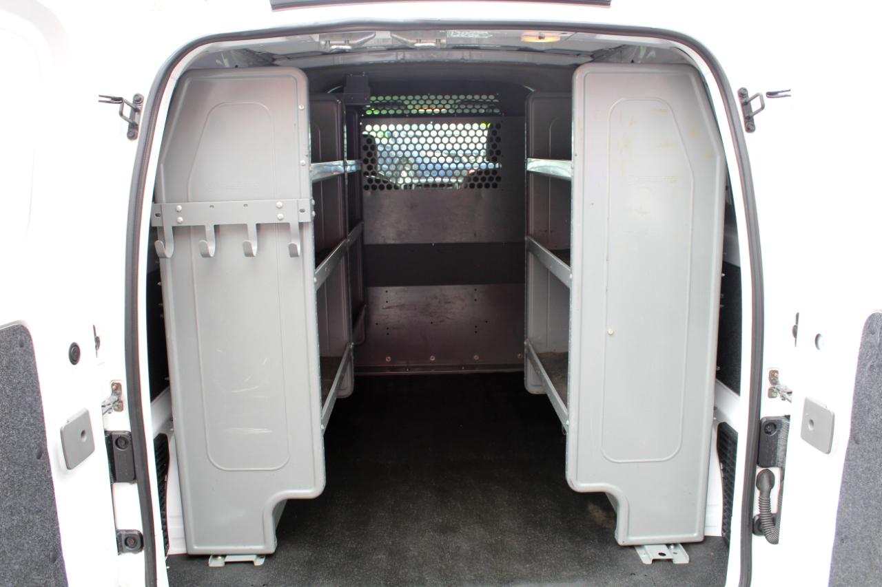 Nissan NV200 I4 SV 2014