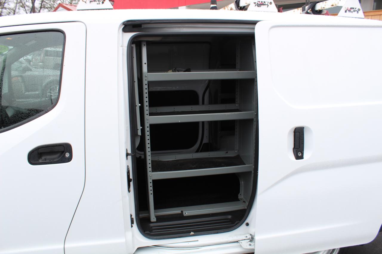 Nissan NV200 I4 SV 2014
