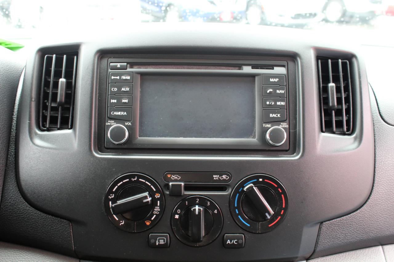 Nissan NV200 I4 SV 2014