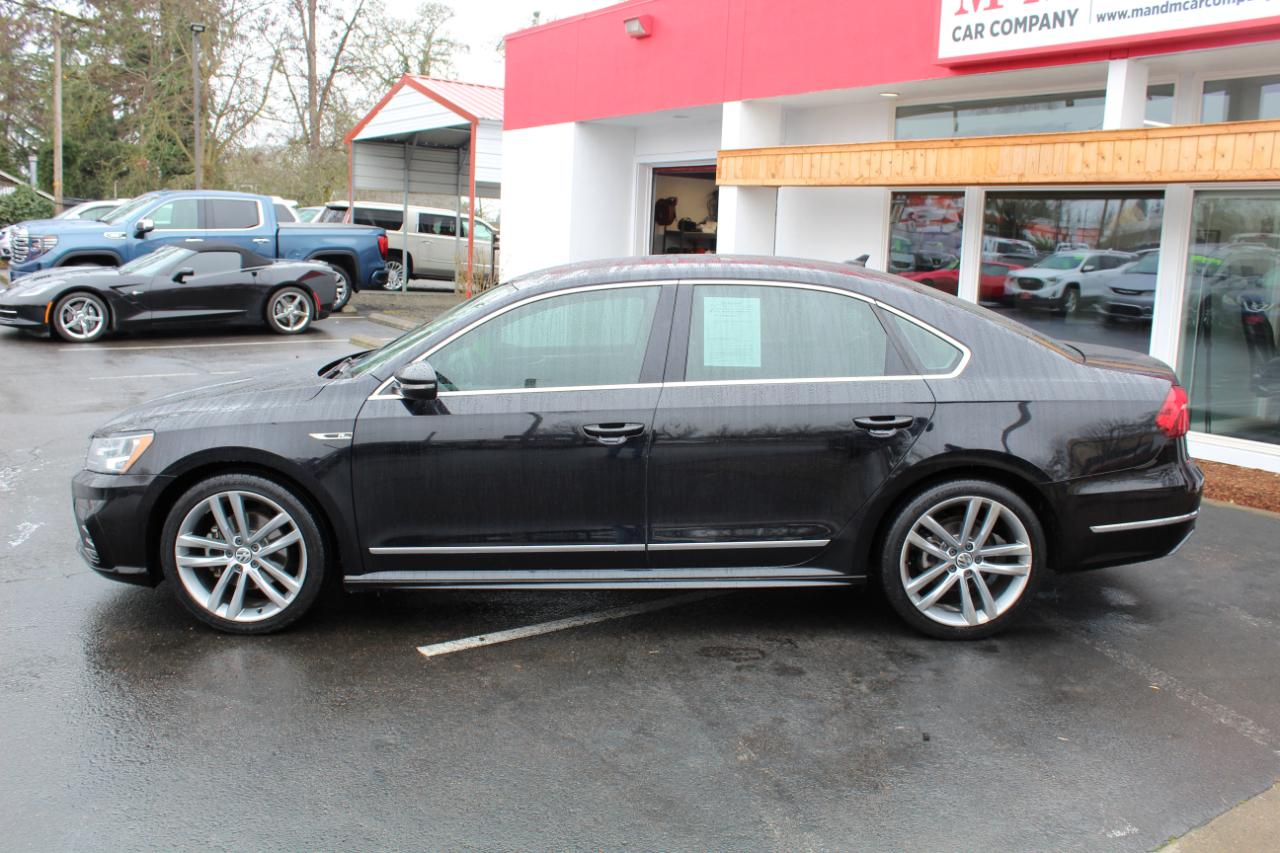 Volkswagen Passat R-Line w/Comfort Pkg Auto 2017
