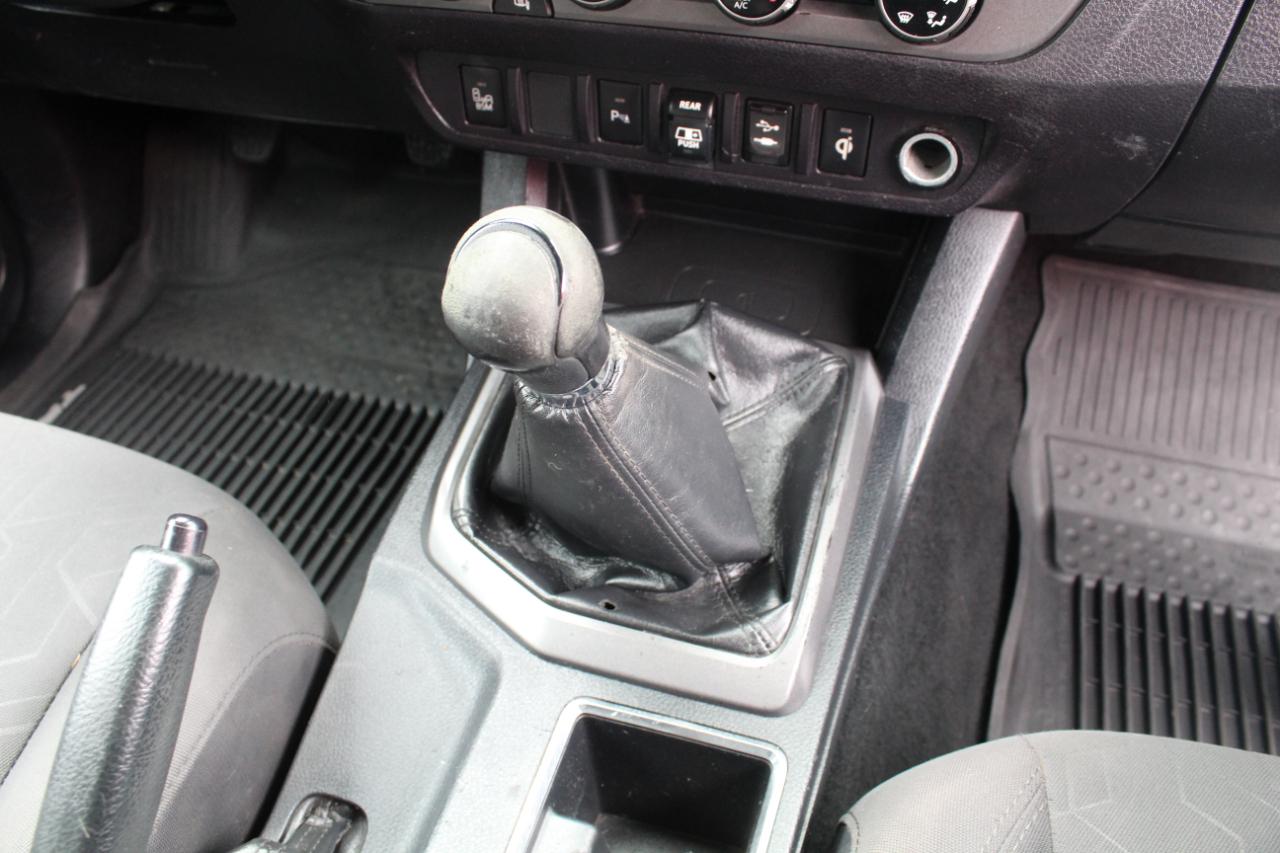 Toyota Tacoma TRD Off Road Double Cab 5' Bed V6 4x4 MT (Natl) 2018