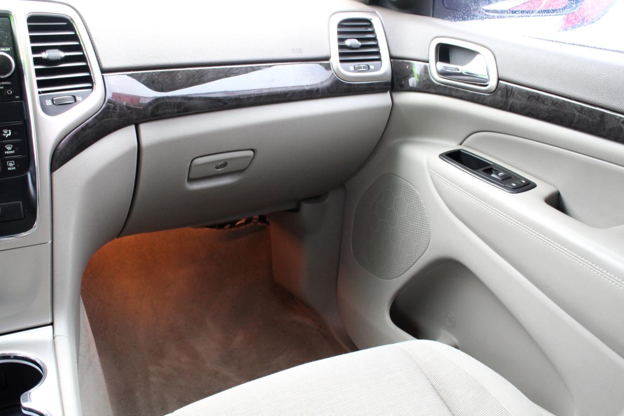 Jeep Grand Cherokee RWD 4dr Laredo 2011