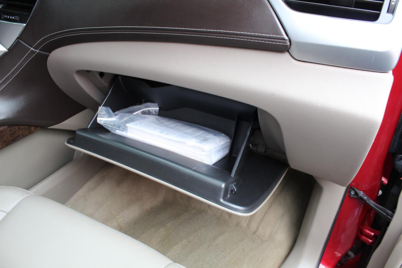 Chevrolet Tahoe 4WD 4dr LT 2015