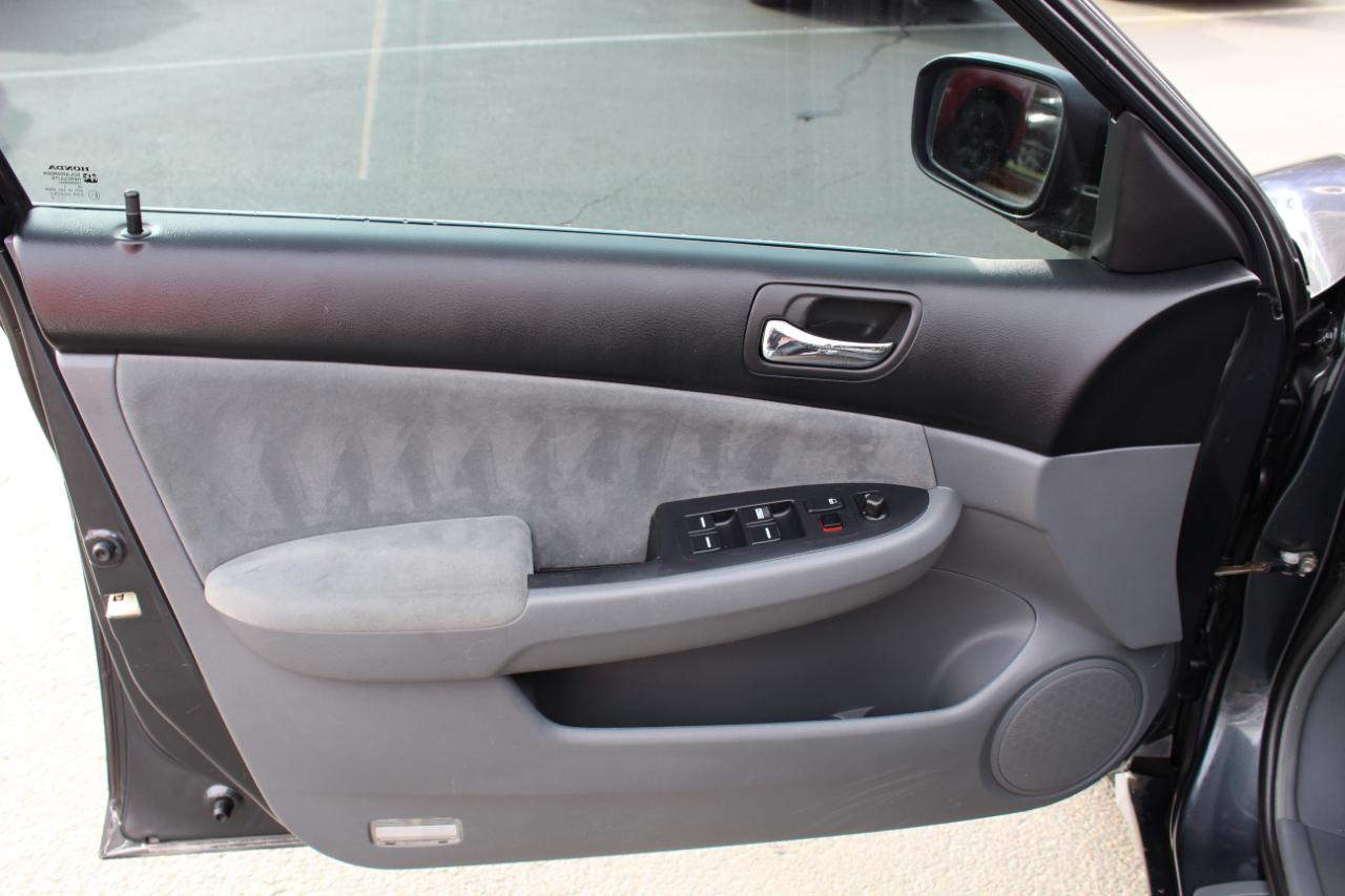 Honda Accord Sdn LX Manual 2003