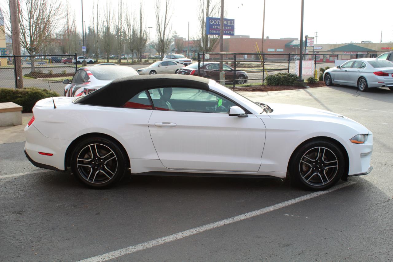 Ford Mustang EcoBoost Convertible 2019