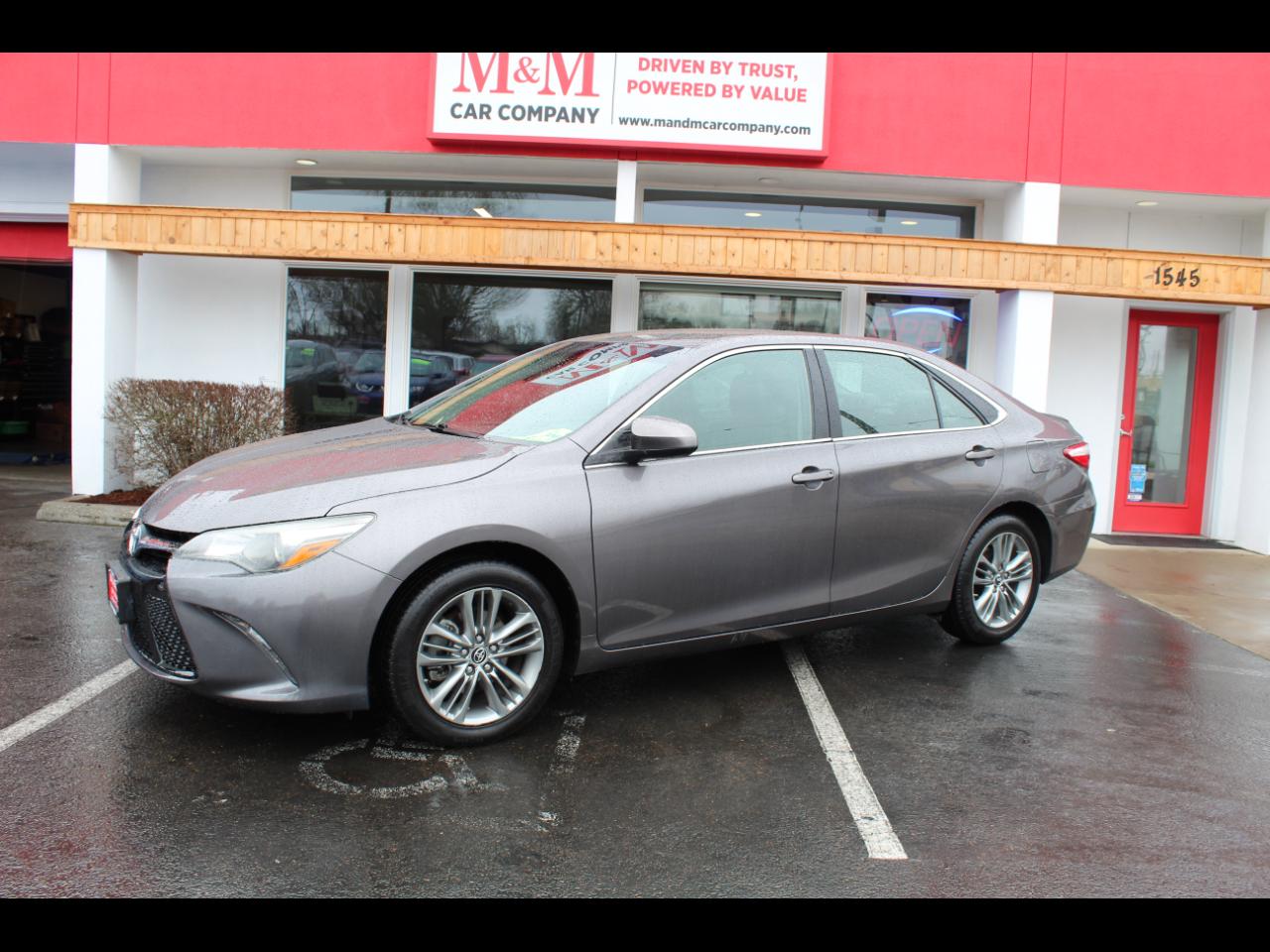 Toyota Camry 4dr Sdn I4 Auto LE (Natl) 2015