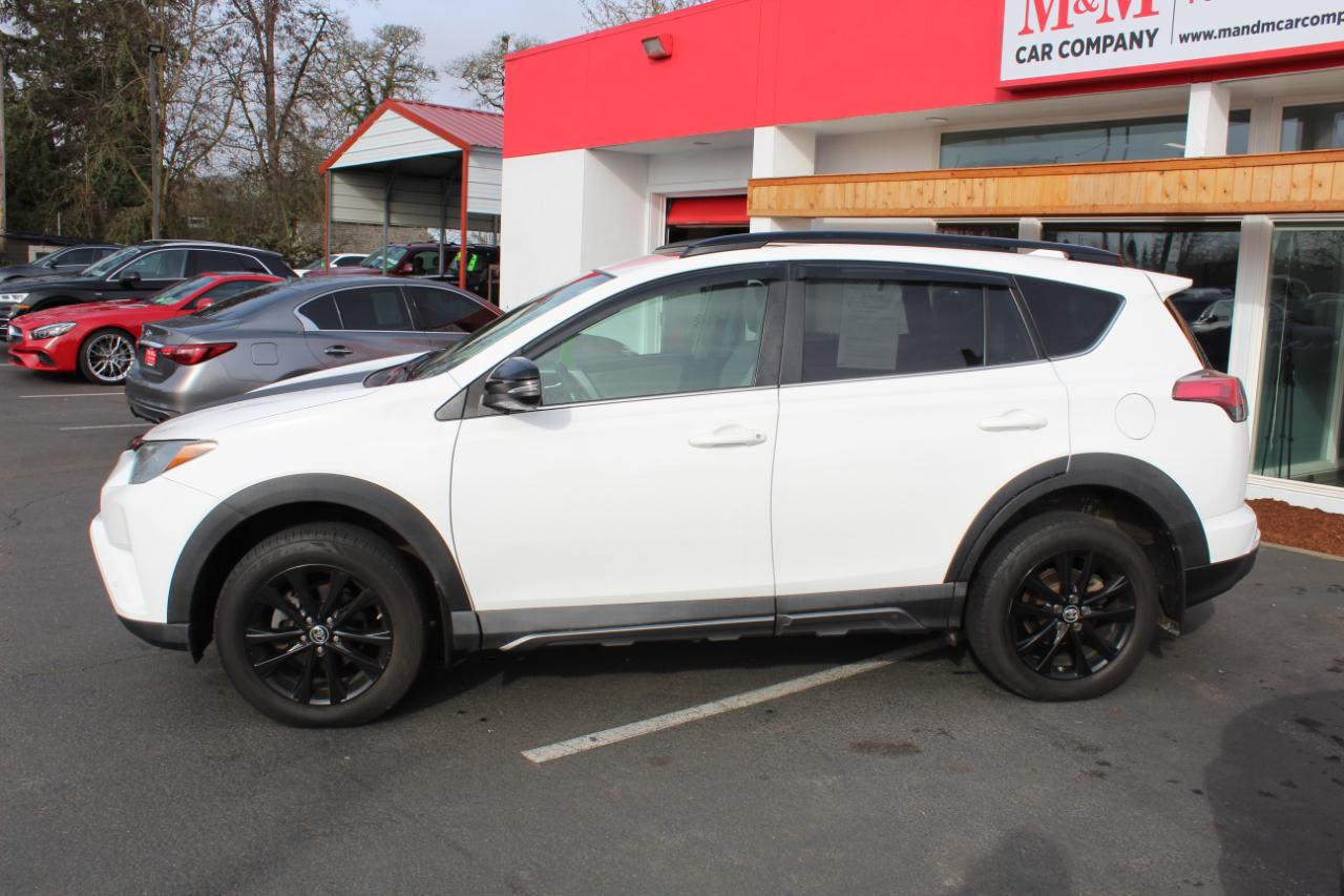 Toyota RAV4 Adventure AWD (Natl) 2018
