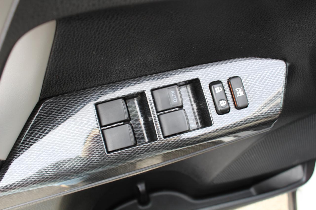 Toyota RAV4 Adventure AWD (Natl) 2018