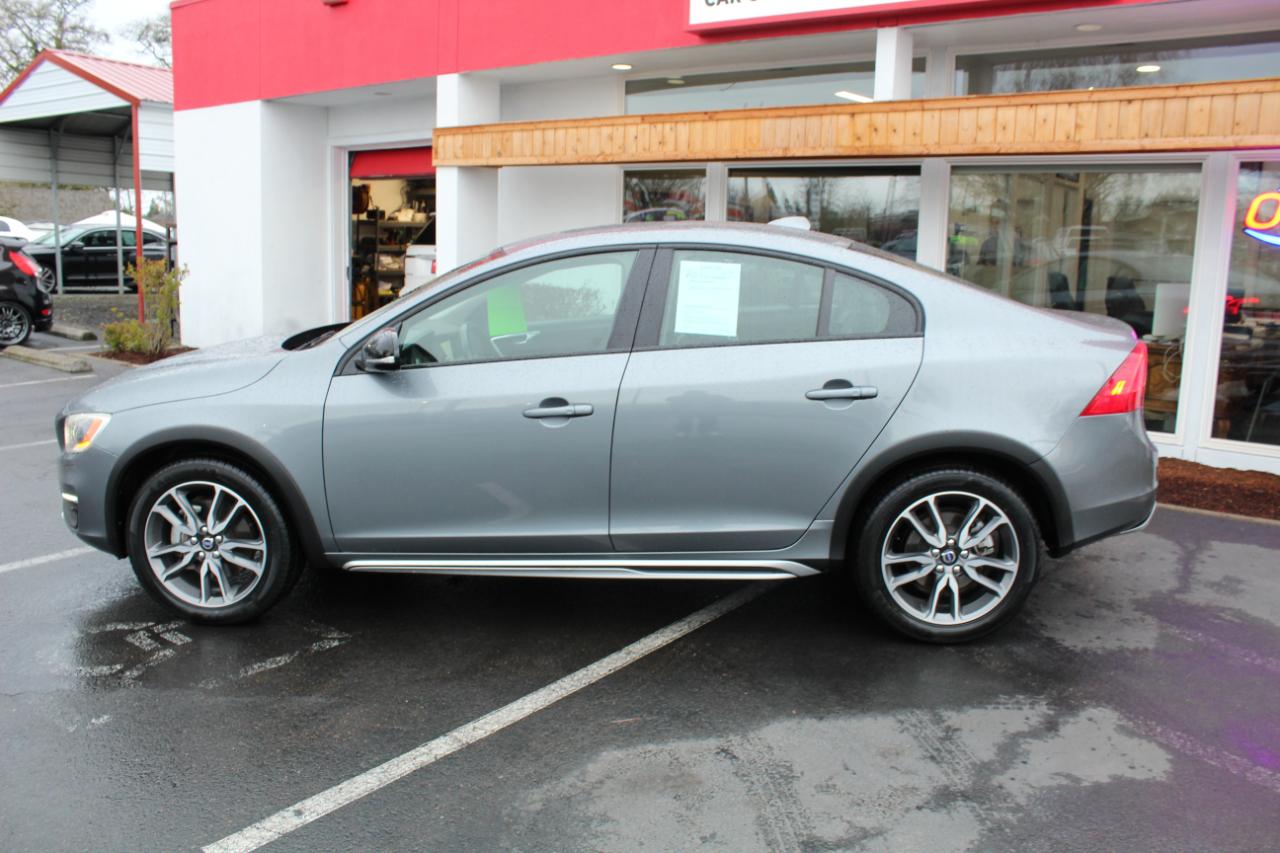 Volvo S60 Cross Country 4dr Sdn T5 Platinum 2016
