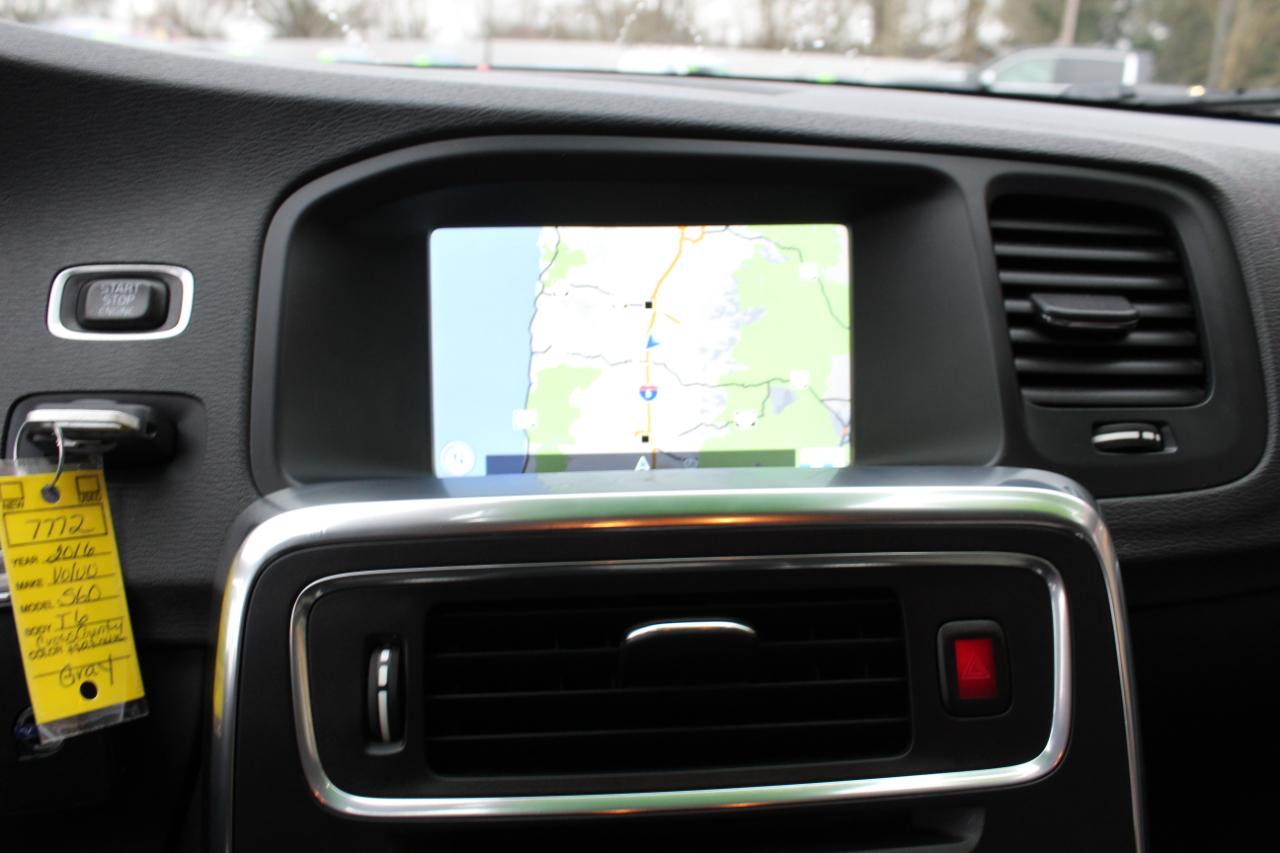 Volvo S60 Cross Country 4dr Sdn T5 Platinum 2016